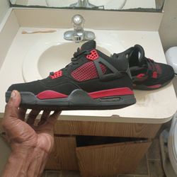 Air Jordan 4 Retro