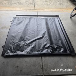 YITAMOTOR Soft Roll Up Truck Bed Tonneau Cover - Never Used