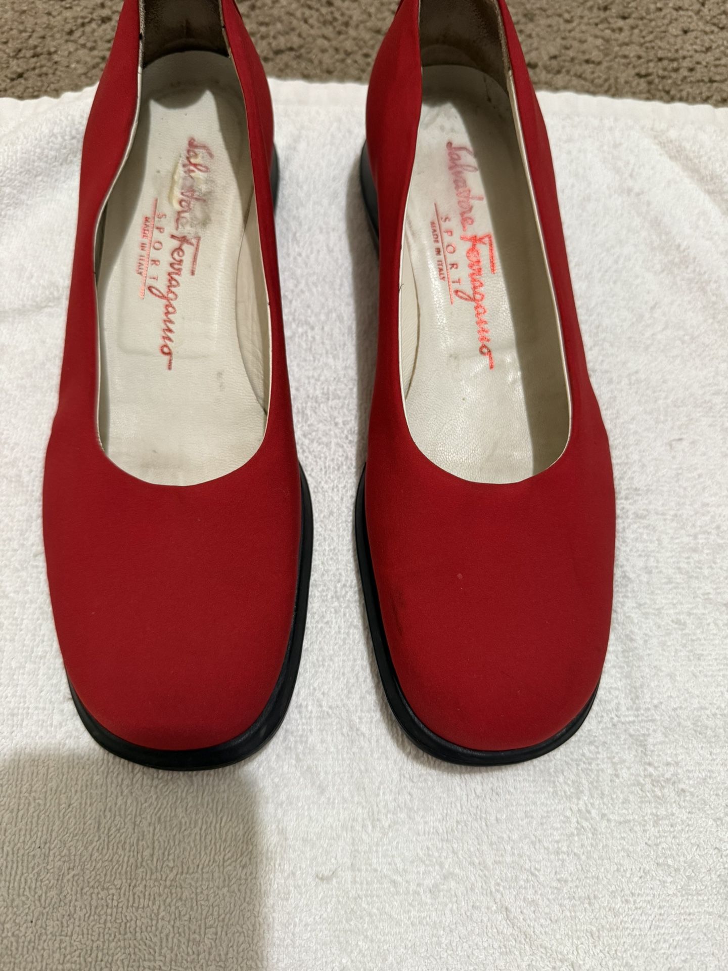 Salvatore Ferragamo Size 6 B