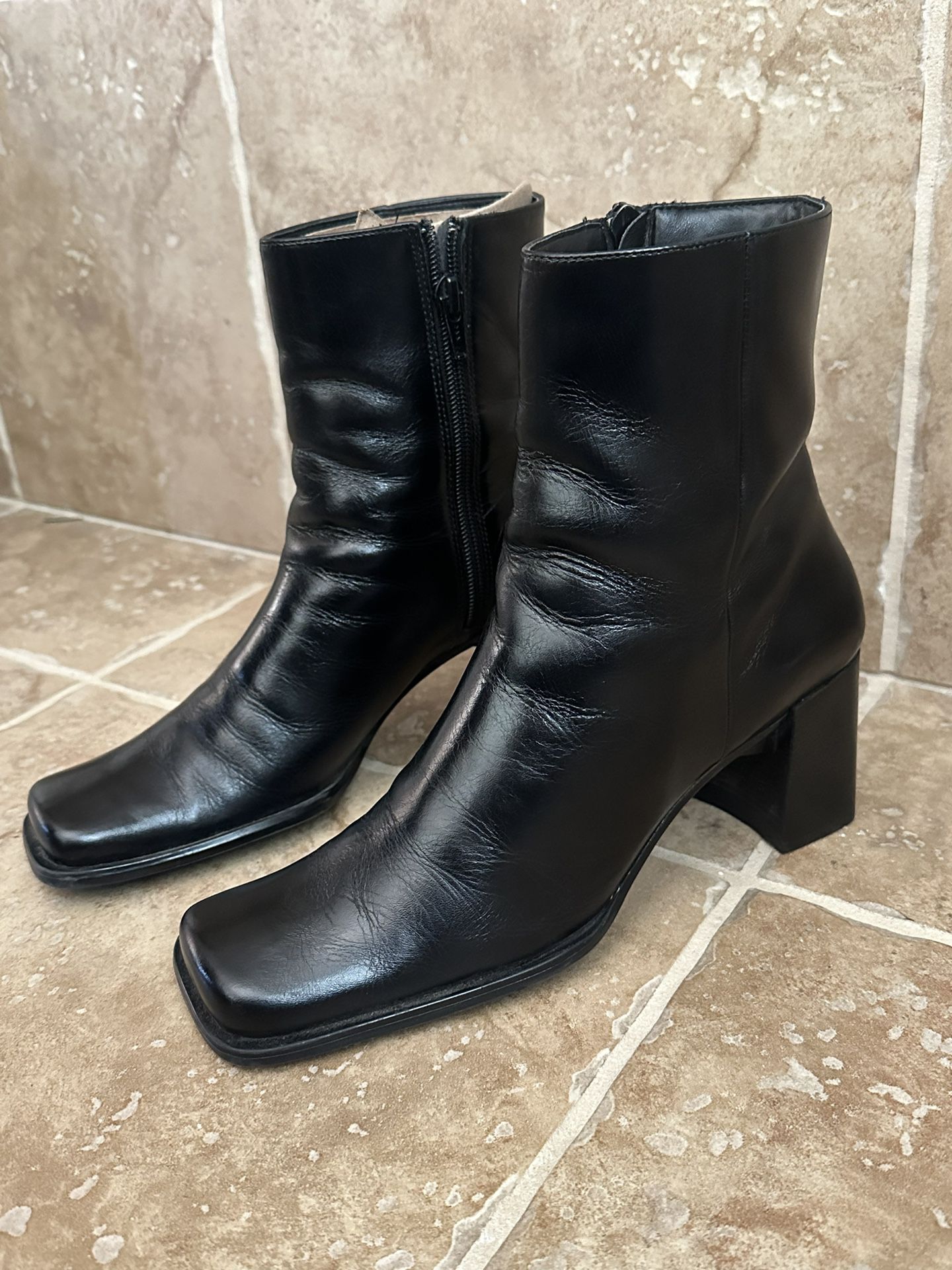 Nine West Women's Black Leather Dress Boots (READ SIZE BELOW)