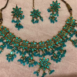 Indian Turquoise & Gold Necklace Set