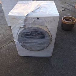 Washer & Dryer Set Whirlpool Duet Selling As 1 Piece