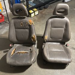 Integra Seats
