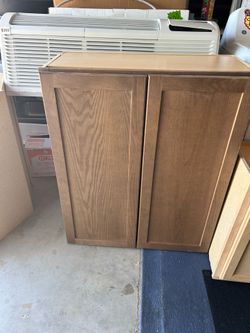 Kitchen cabinet 30w x 36h