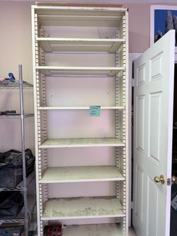 Free metal shelf unit