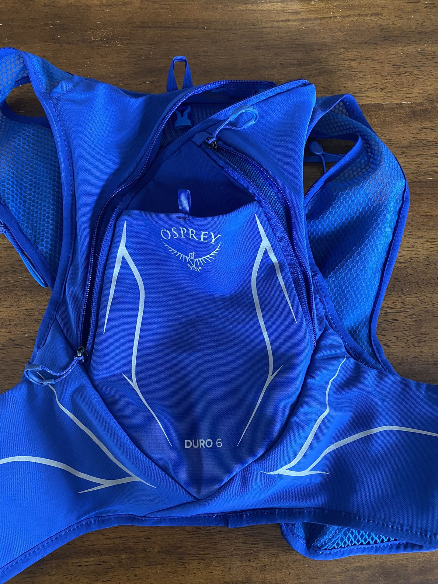 Brand New Osprey DURO 6 hydration Pack 