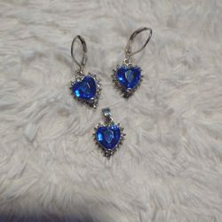 Earings And Necklace Pendant