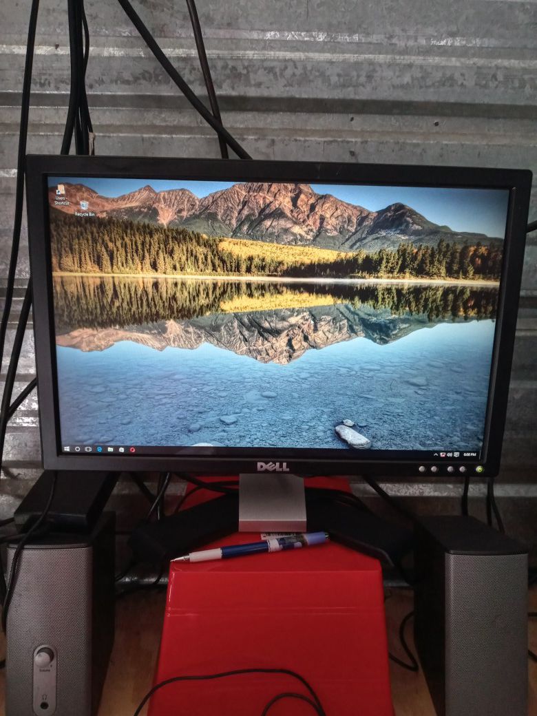 Dell Vostro I3 Desktop with Dell 22 inch monitor