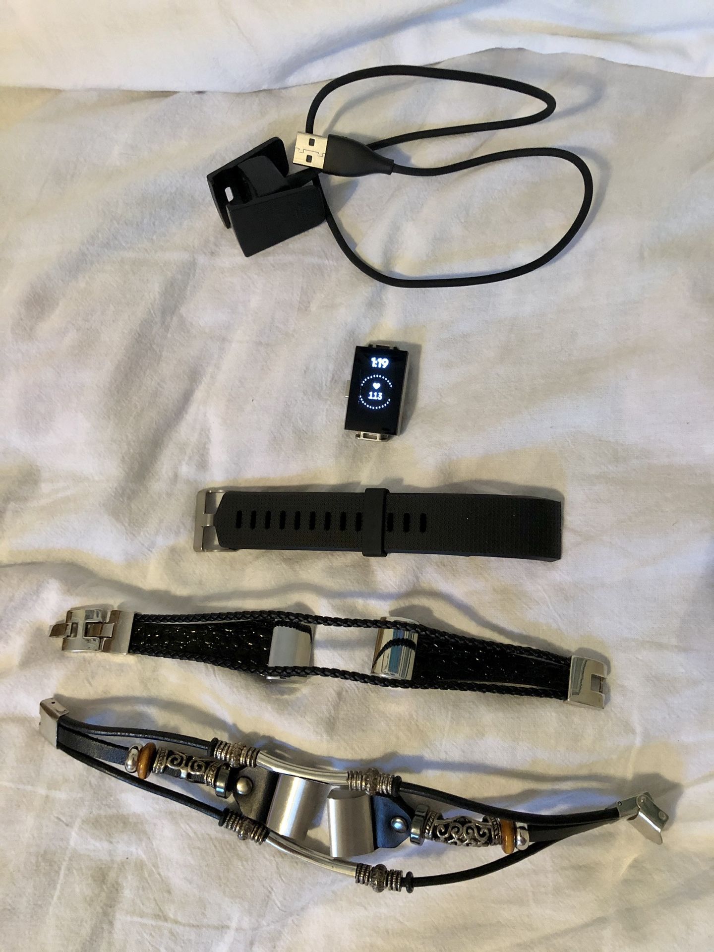 Fitbit Charge 2 With Accessories