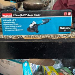 Makita 4-1/2 Inch Grinder
