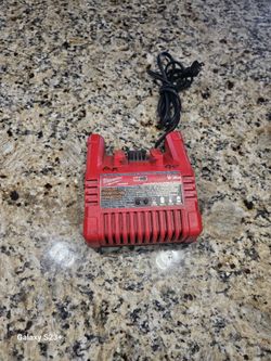 Milwaukee 18v Battery Charger
