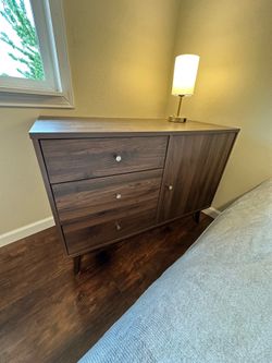 Versatile dresser furniture