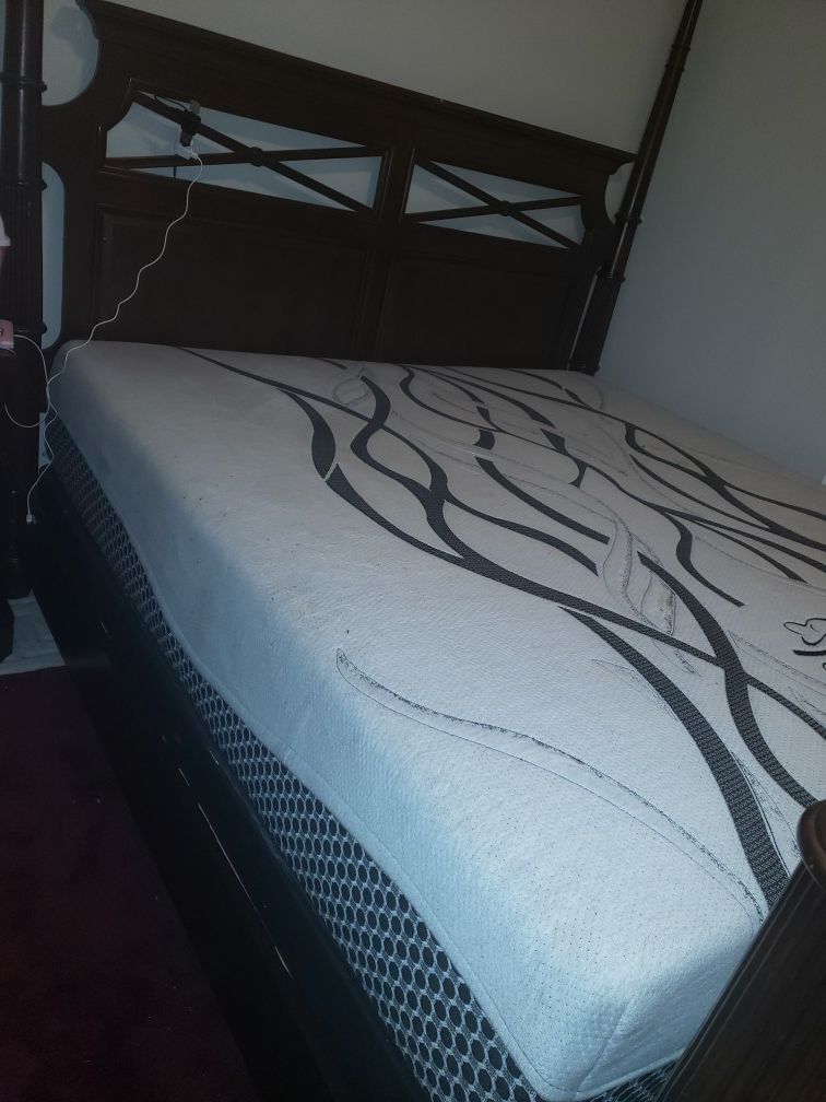 King mattress and bed frame