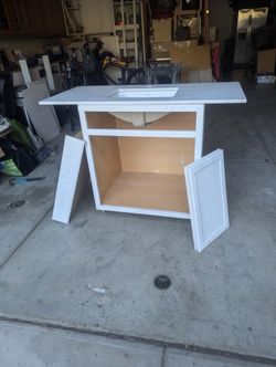 Bathroom Countertop With Cabinet