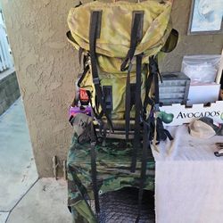 Cabela's Large Metal Frame Hunting/hiking Backpack 