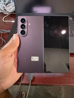 Samsung galaxy Z fold 8 Ultra 256gb