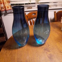 2 BEAUTIFUL  BLUE VASES 2 FOR $20. 16 INCHES HIGH AND 7 INCHES WIDE.