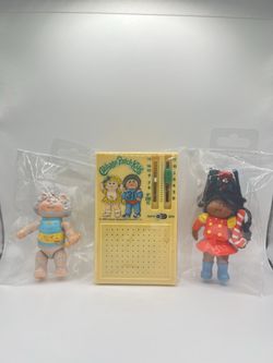 Cabbage Patch Kids Transistor Radio 1983 + Two Figurings