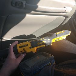 DeWalt Ratchet (Brushless)Atomic Compact Series