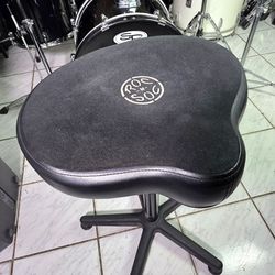 Roc Soc Drum Throne Hydraulic  !! $150 Or Best Offer !! 