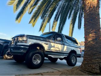 🔥 FOR SALE: 1994 Ford Bronco XLT 4x4 – Classic Full-Size SUV 🔥
