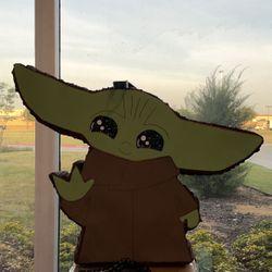 Baby Yoda Piñata