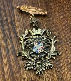 Vintage Heraldic Crowned Coat of Arms Scottish Pendant with Enamel Crest