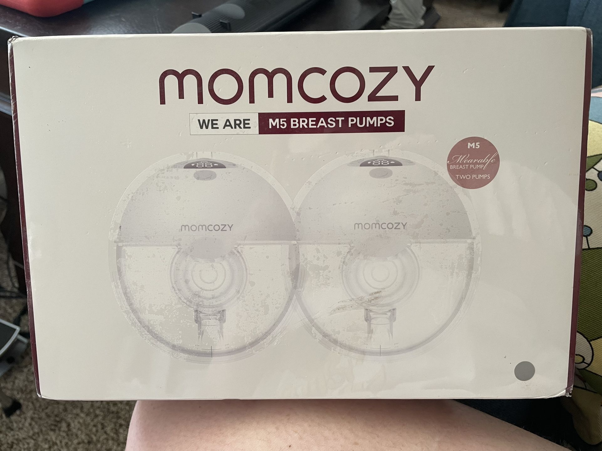Momcozy M5 Wearable Pump With Extras