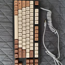 Razer Huntsmen Keyboard w/ Custom Keycaps