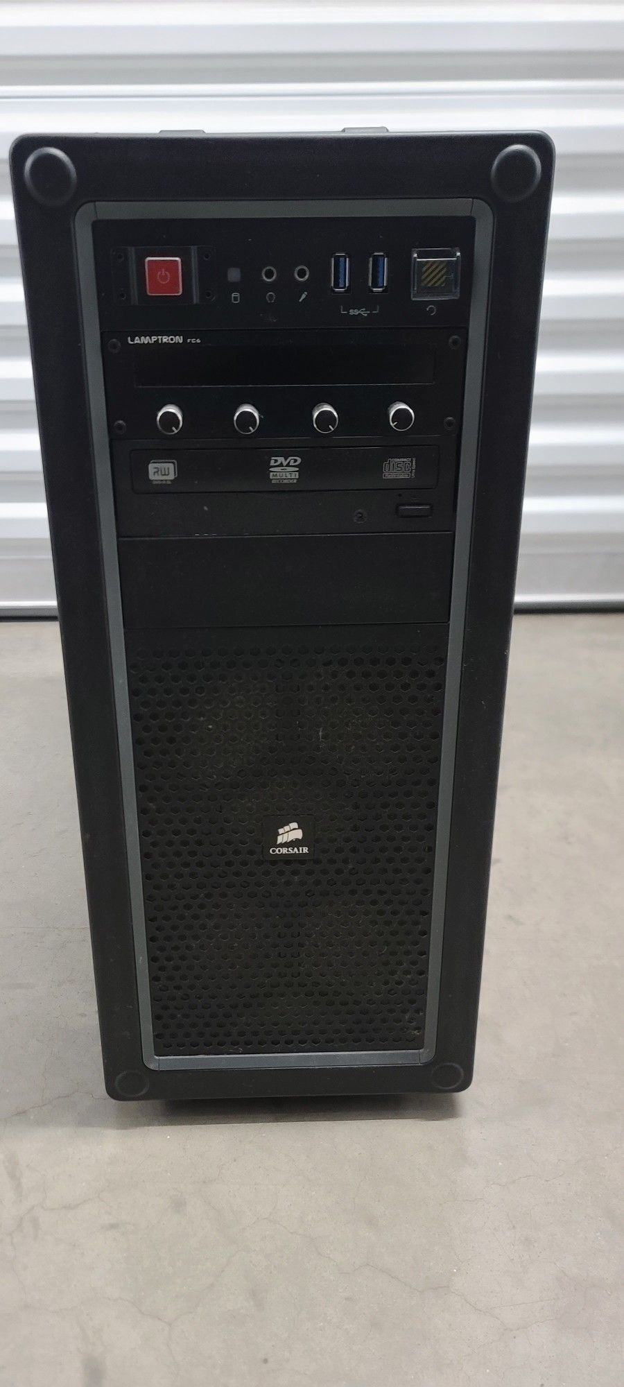 Corsair Desktop Computer Case With 750 Power Supply 