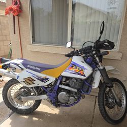 Dirt bike
