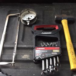 Wrenches , Hammer