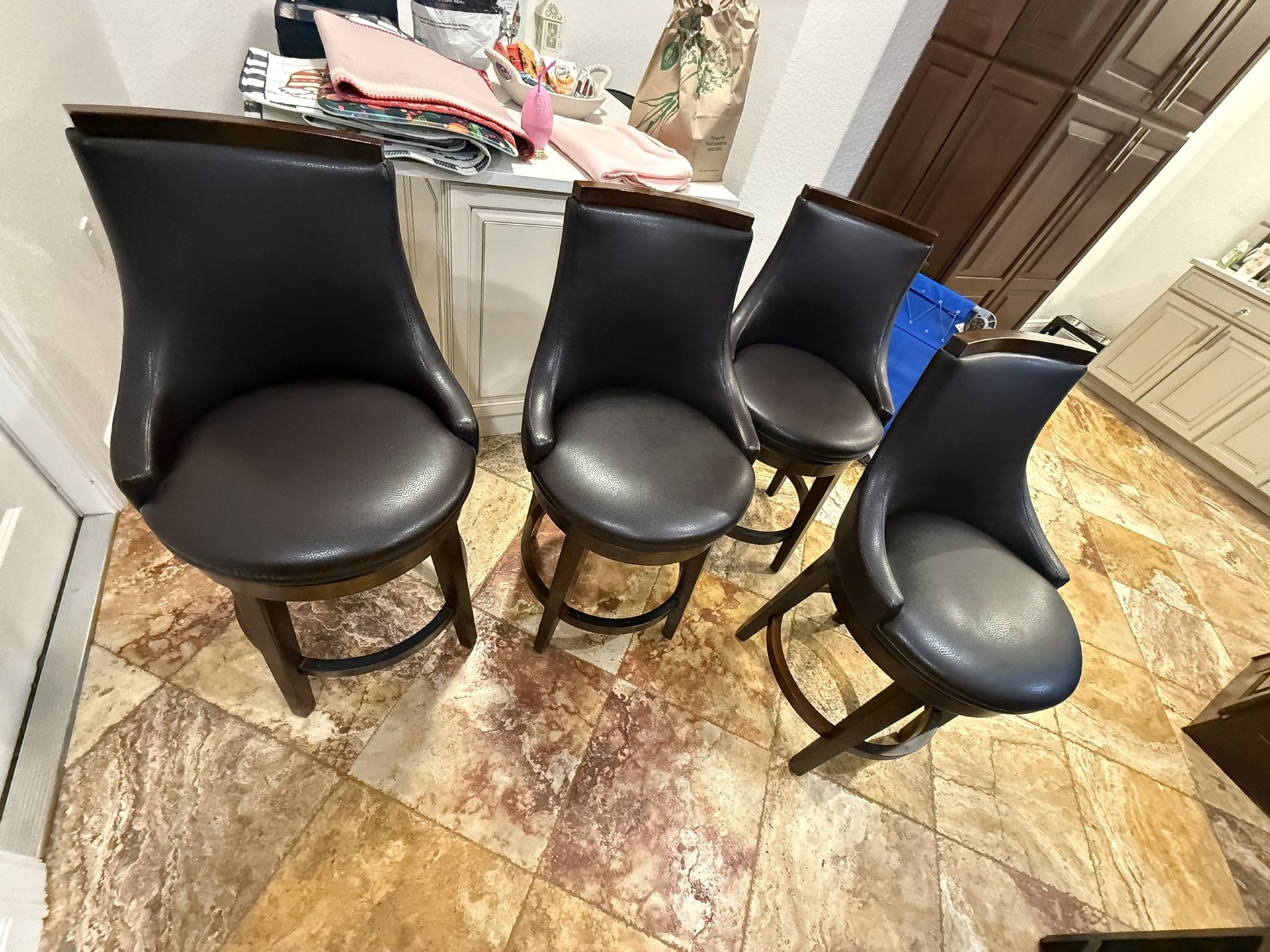💥Top Notch Leather Bar Stools 💥