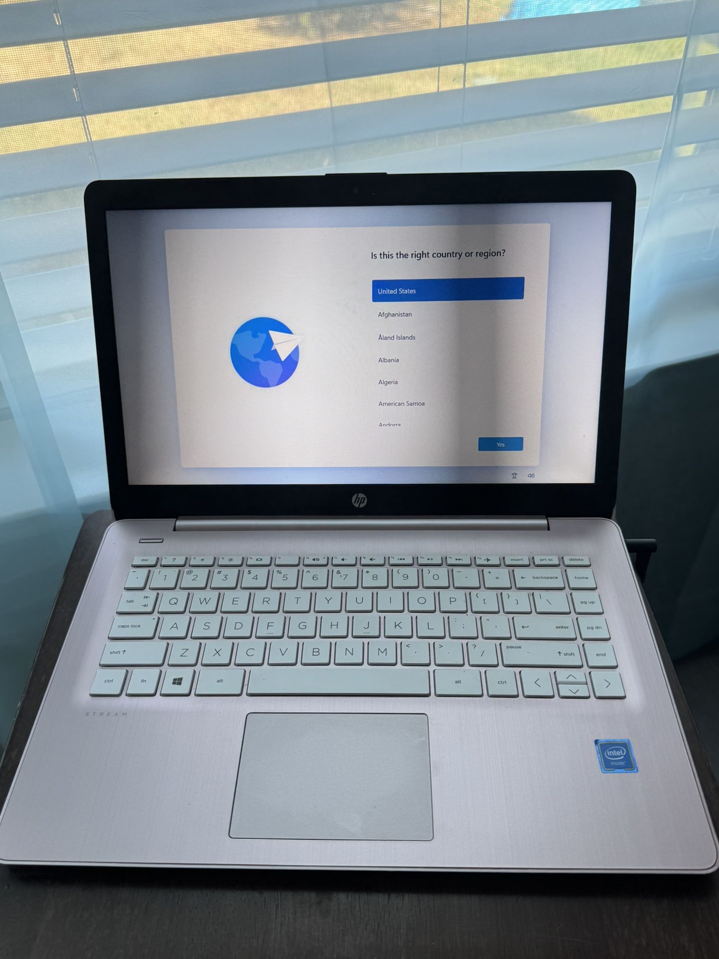 Budget Laptop – Rose Gold, Windows 11, Great Condition $50