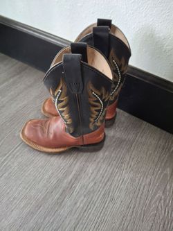 Size 9.5 buenas condisiones de nin̈o