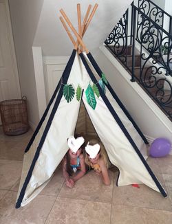 Pottery Barn Kids Teepee Tent