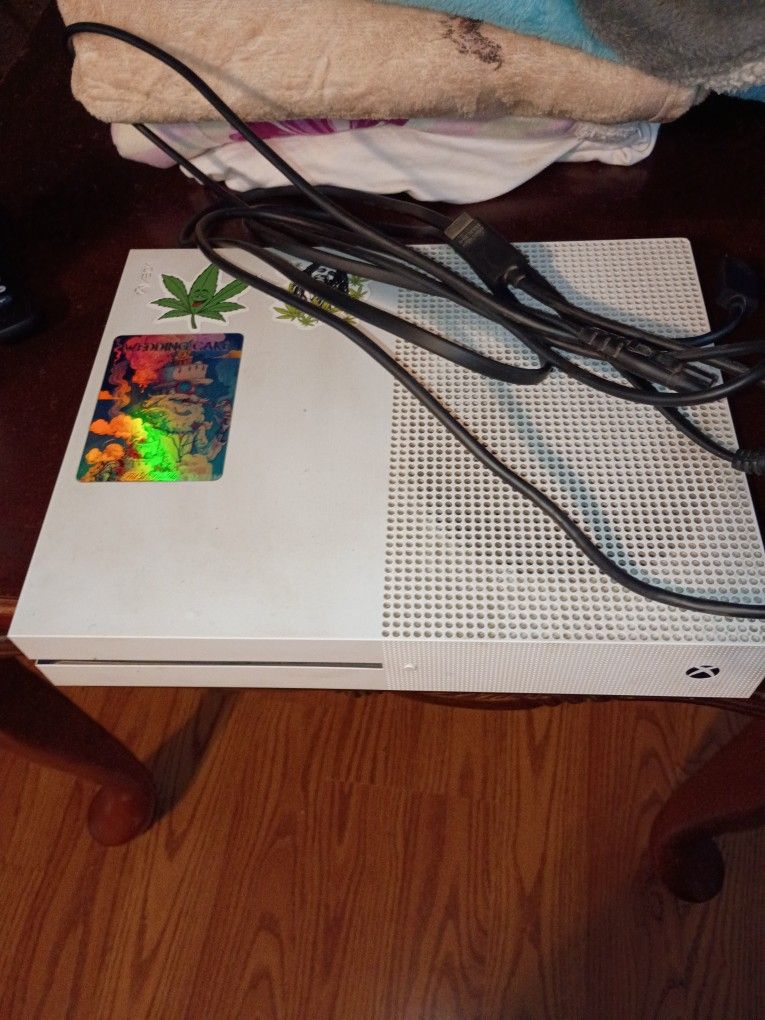 Xbox One S
