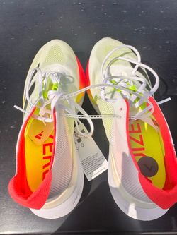 ADIZERO BOSTON 12 WOMENS SIZE 7