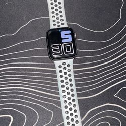 Apple Watch Series 4  44m