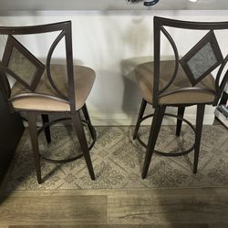 Bar/High Chairs 