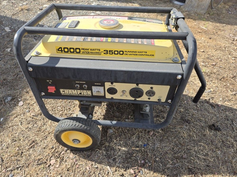 Champion 3500W Generator (240V/120V)