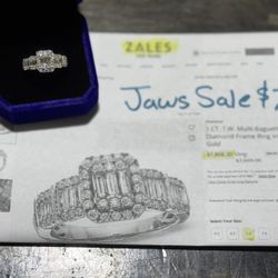 Beautiful 14Kt White Gold Multi-Baguette Diamond Engagement Ring size 7 pick up only