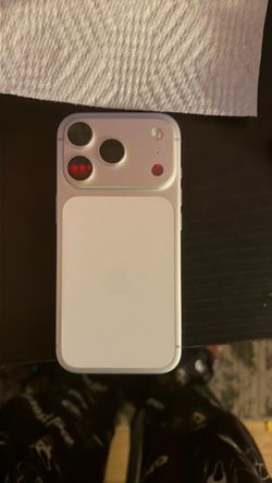 iphone 17 Pro (Like Brand New)