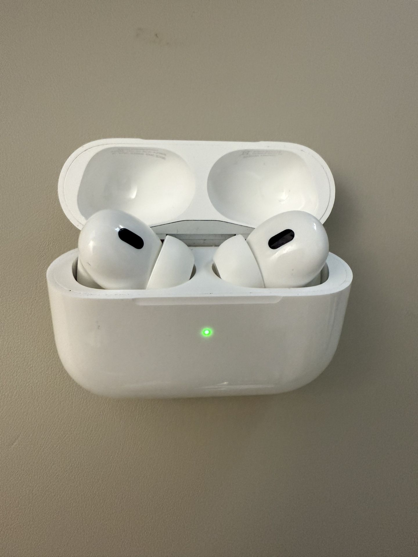 Apple AirPods Pro 2