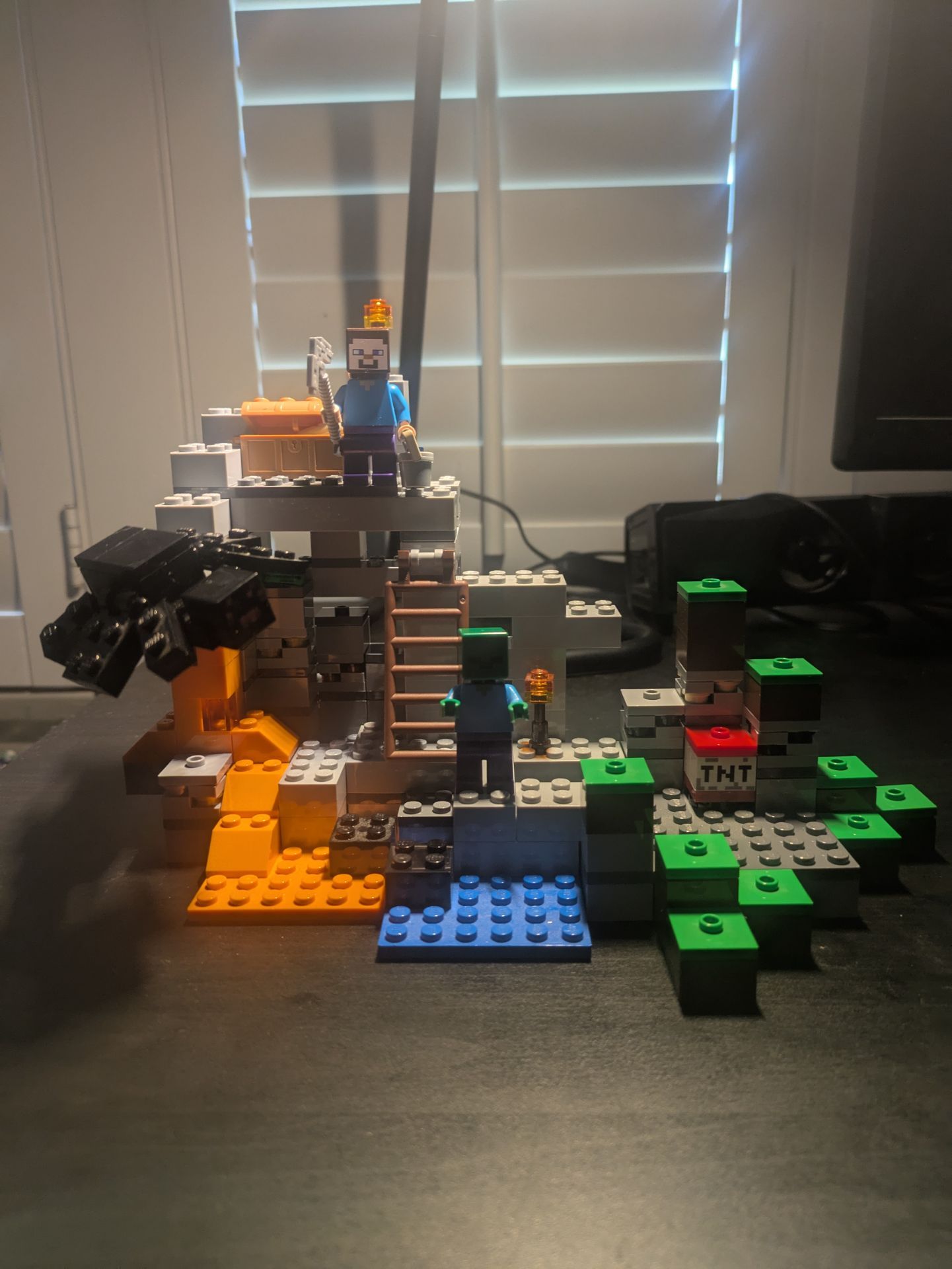 Lego Minecraft The Cave