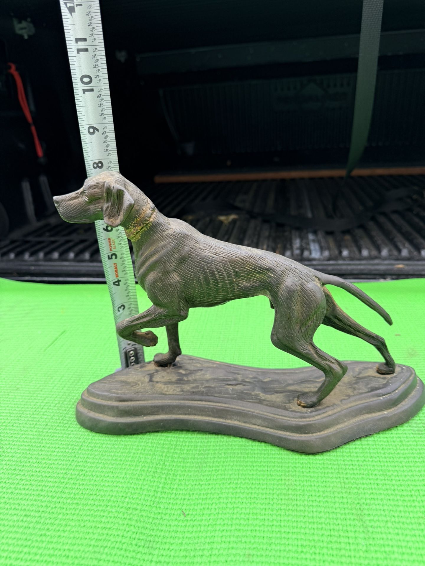 Antique Bird Dog Pointer Sculpture