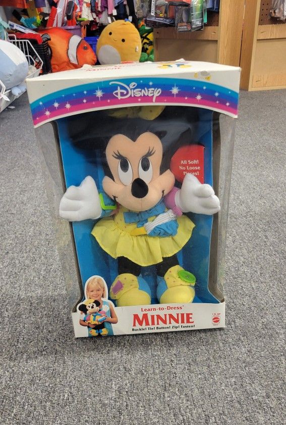 Vintage Disney Minnie Mouse "Learn To Dress" Plush Mattel New in Box