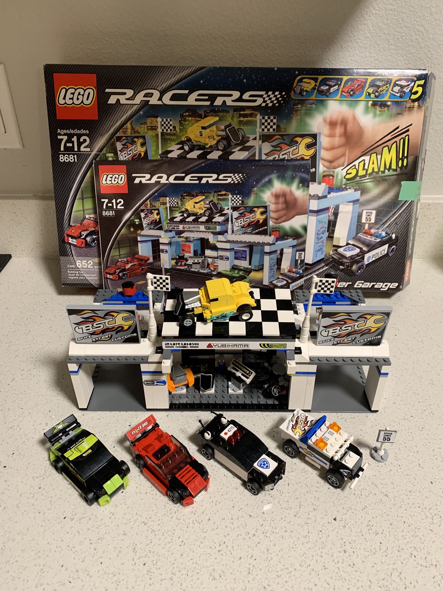Lego Racers Tuner Garage Set 8681 Police Car Hot Rod