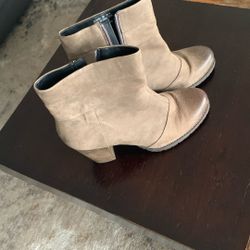 Clarke Women's Boots 9