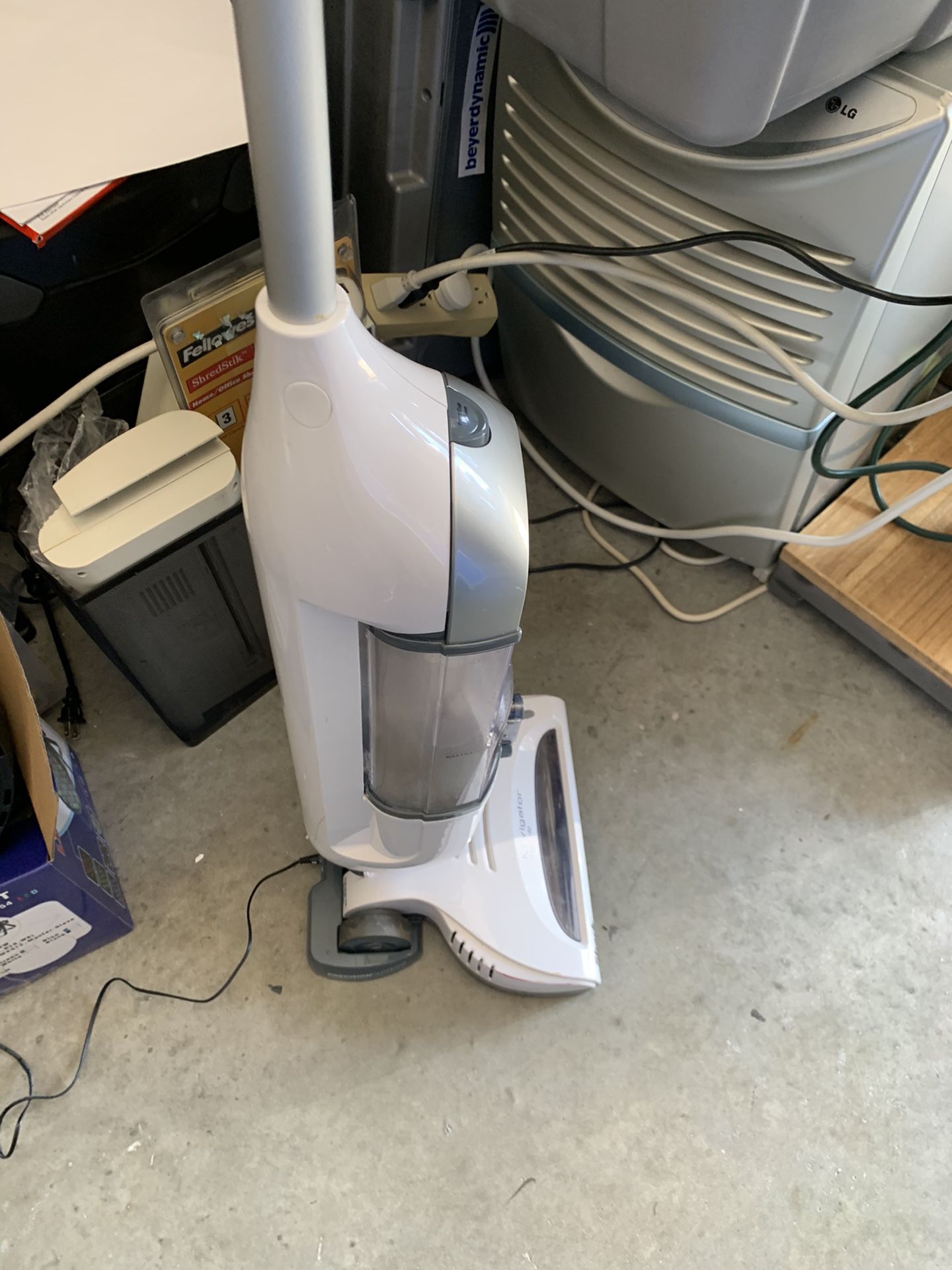 Shark cordless vacuum